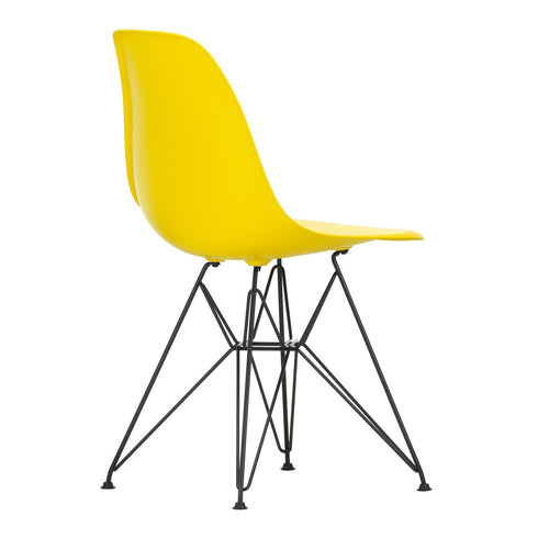 Cadeira Eames DSR em Plástico / Base Preta